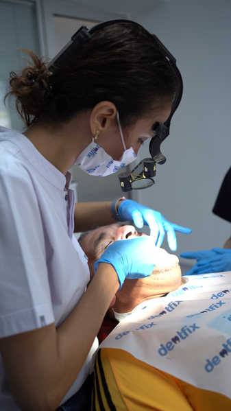 Dr. Ayse Atay performing porcelain veneers — Istanbul